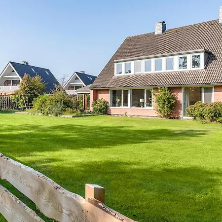 Holiday home Zum Taenzelnden Drachen *
